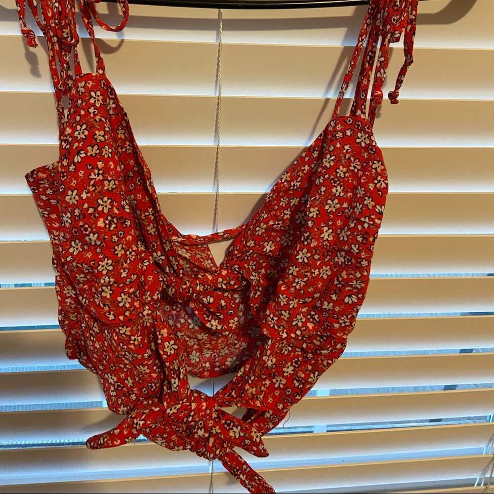 Tie Crop Top